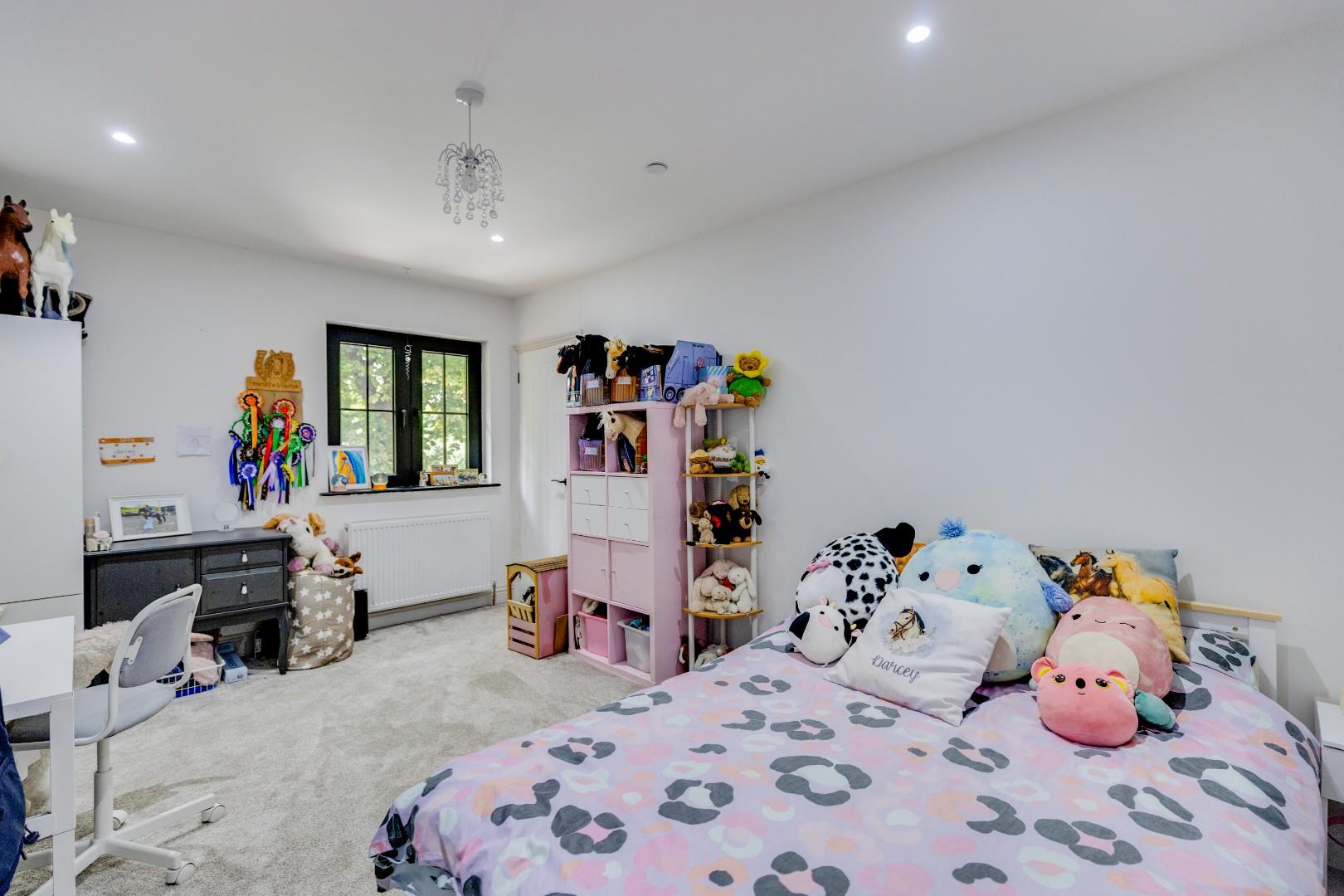 Chestnut House, Peterston Super Ely, Vale of Glamorgan, CF5 6LQ